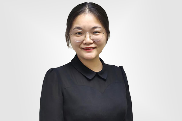 Sales Manager Tian